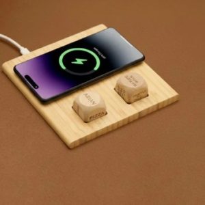 EcoToss Decision Dice With 15W Wireless Charger